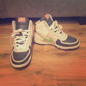 Nike high top shoes sneakers